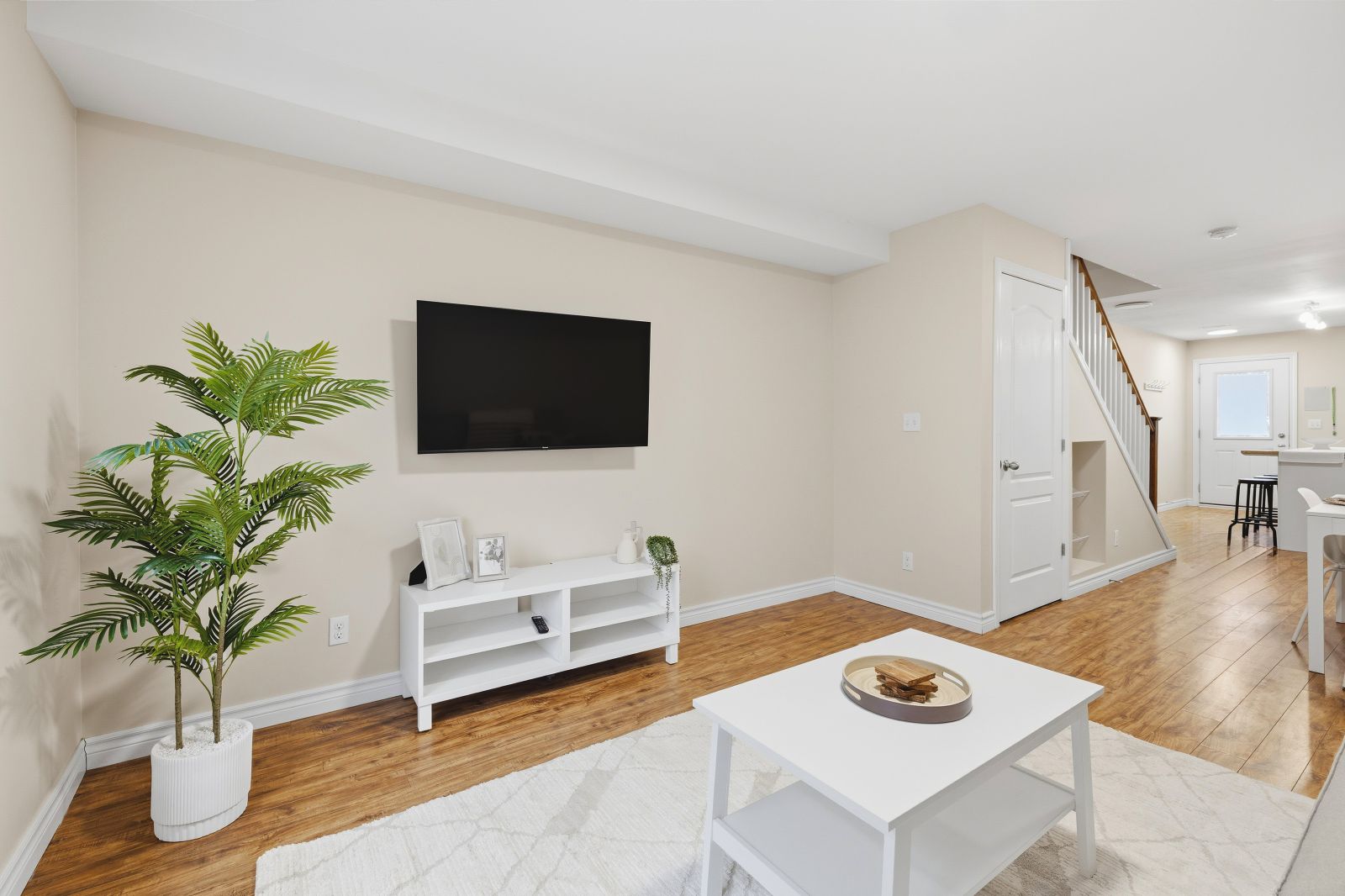 GEO Towns Apartment (13) 1 web or mls DSC0956 Edit